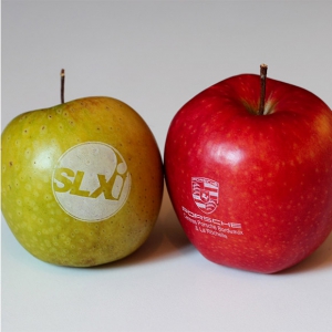 pommes publicitaires personnalisées avec logo
